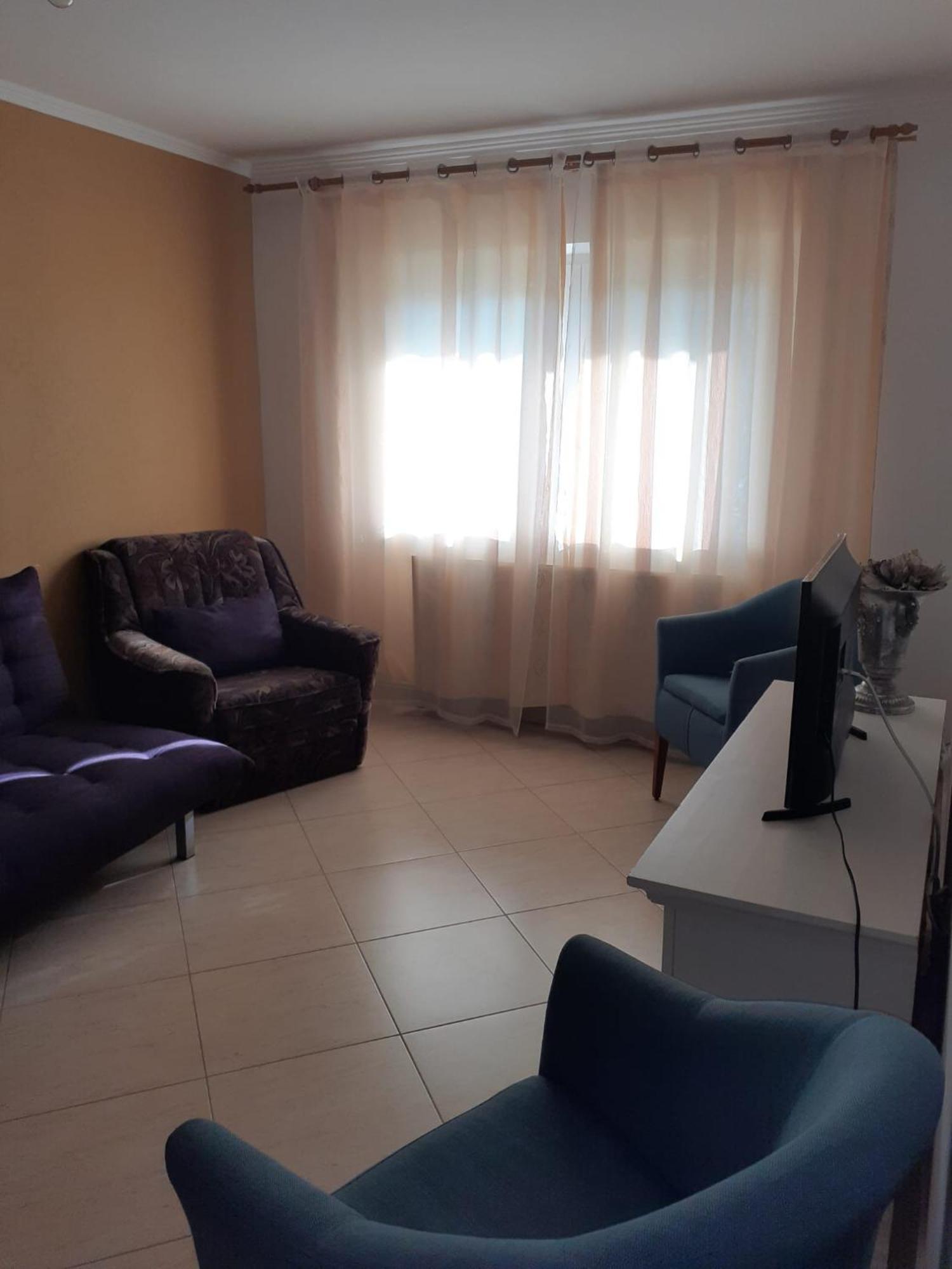 Apartament Cu 3 Camere La Poala Muntilor Fagaras Victoria  Exterior photo